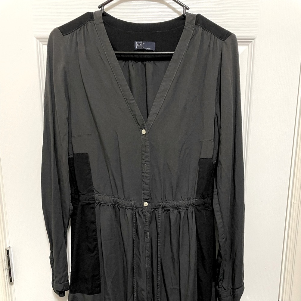 GAP black and gray shirt dress
